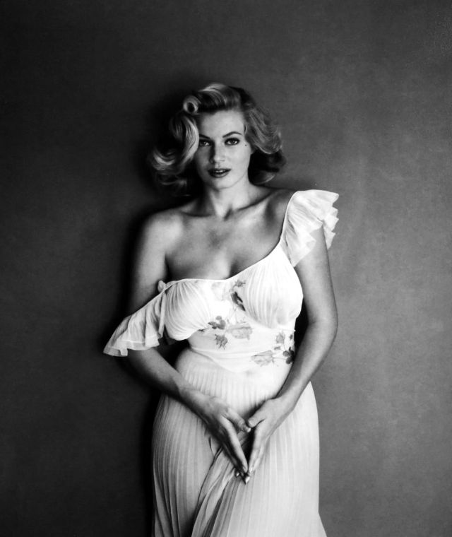 Anita Ekberg Old Photos