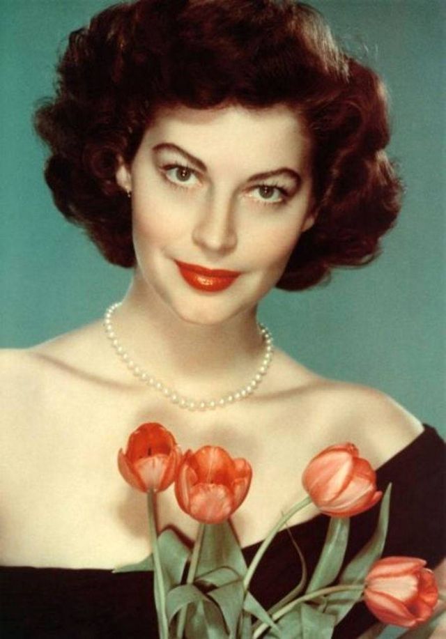 Ava Gardner Old Photos