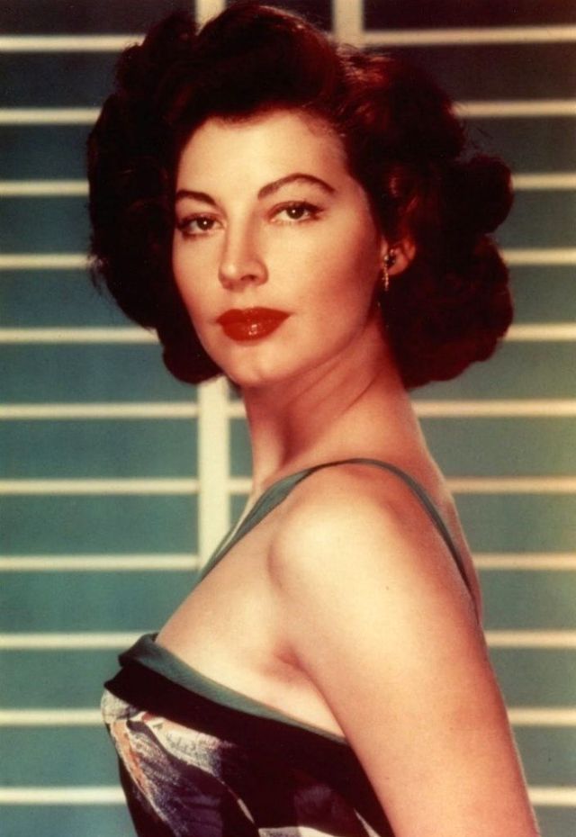 Ava Gardner Old Photos