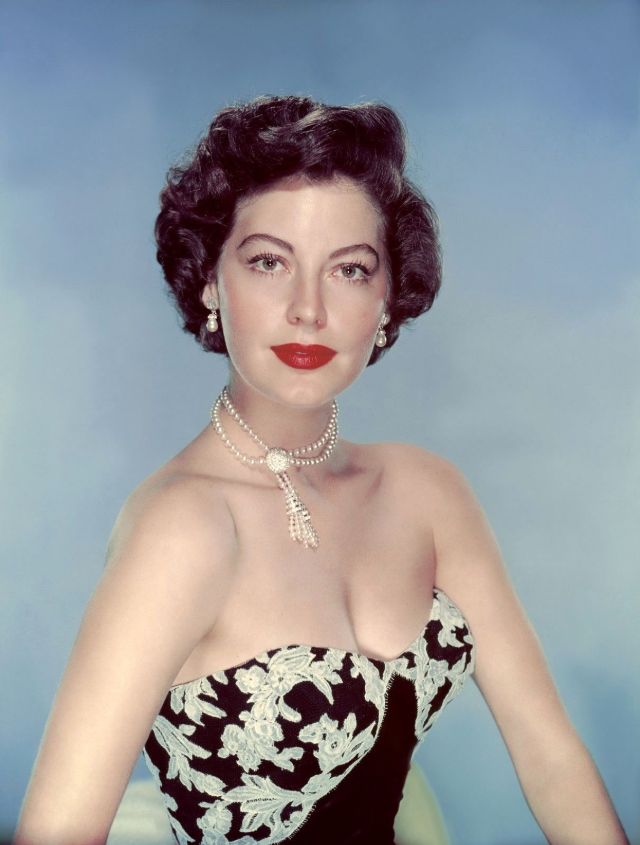 Ava Gardner Old Photos