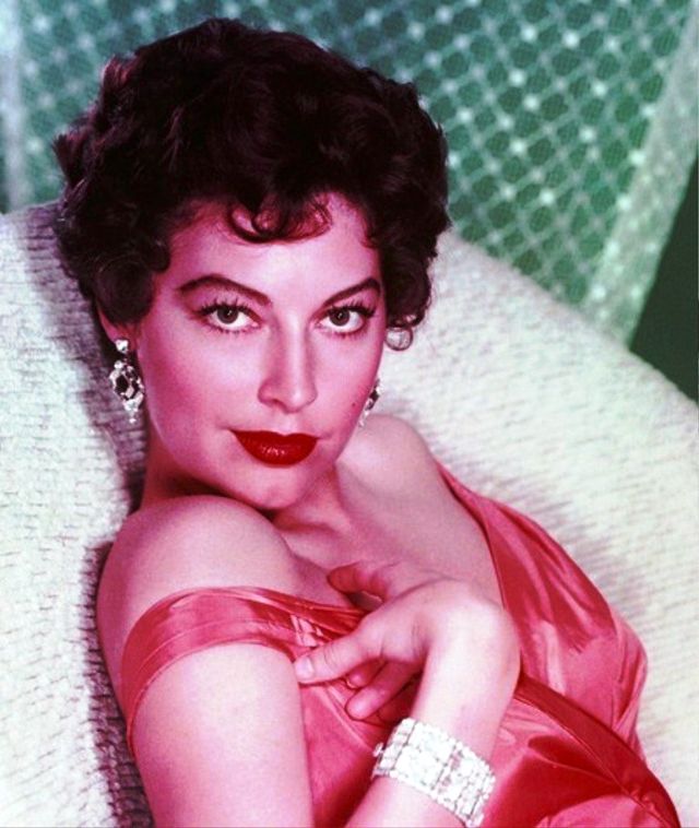 Ava Gardner Old Photos