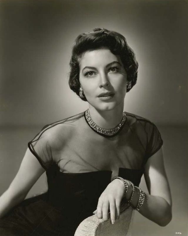 Ava Gardner Old Photos