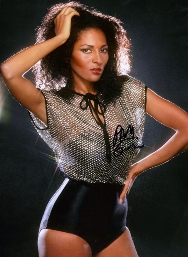 pam grier photos