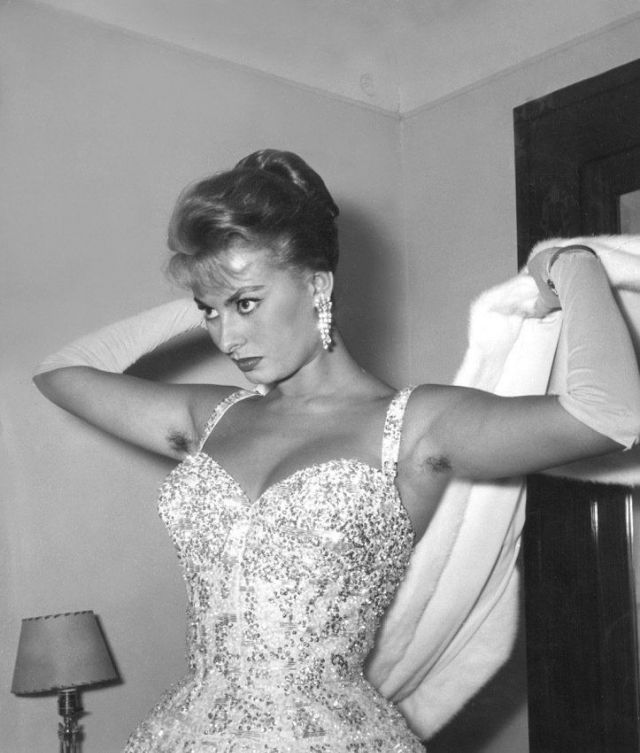 young sophia lore photos