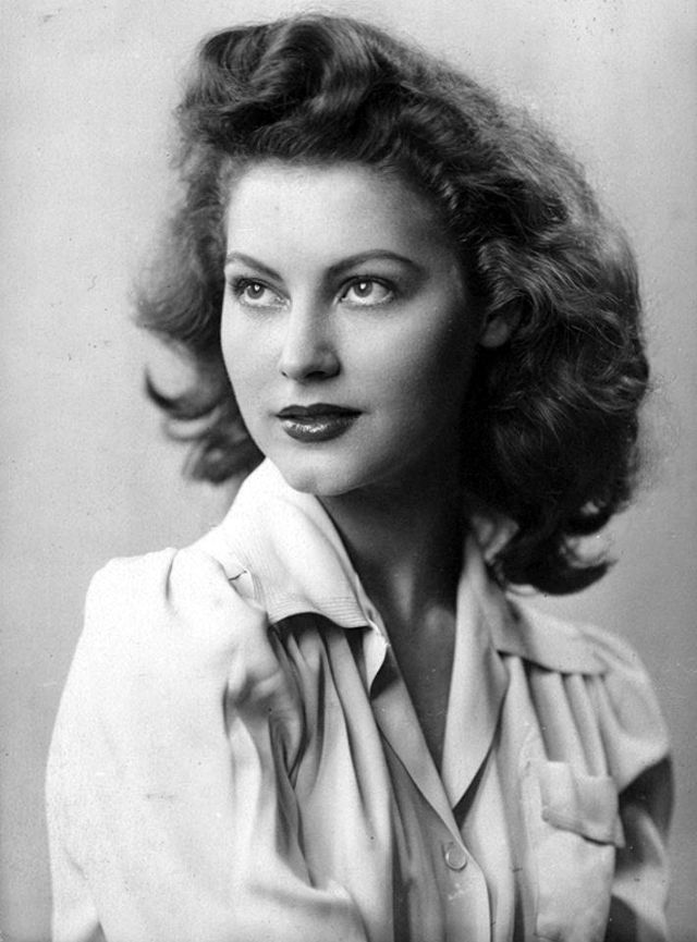 Ava Gardner Old Photos