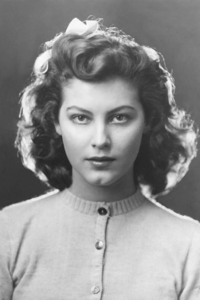 Ava Gardner Old Photos