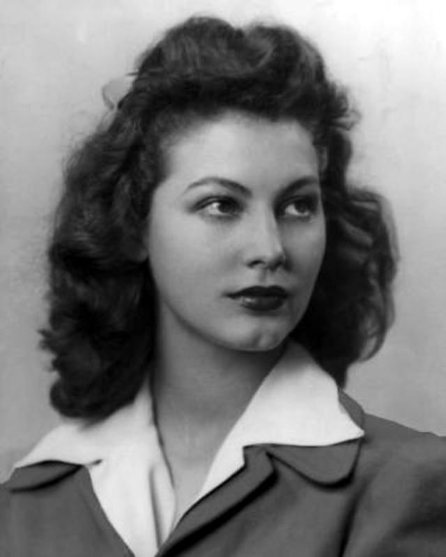 Ava Gardner Old Photos