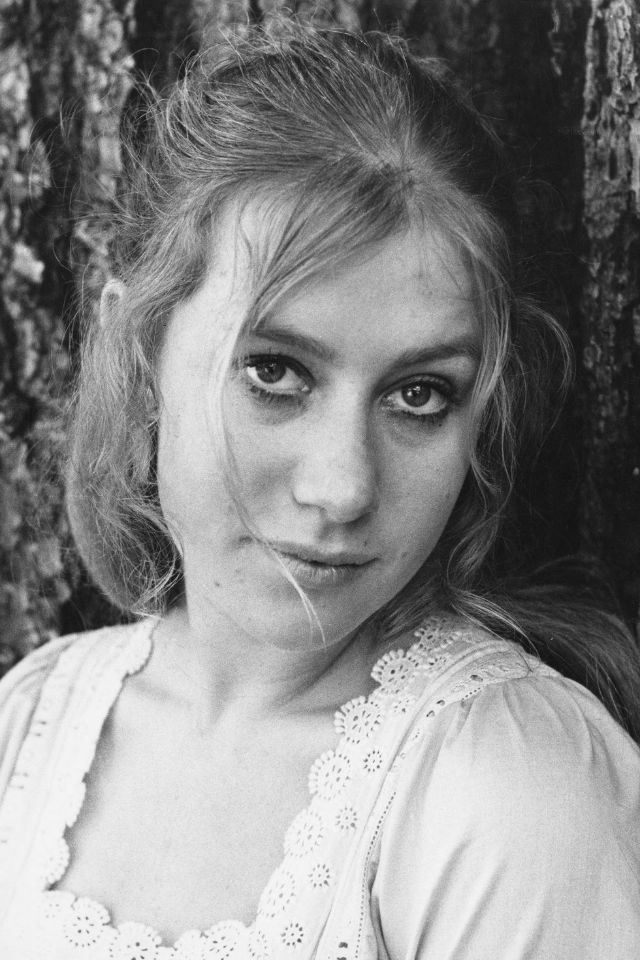 young helen mirren photos
